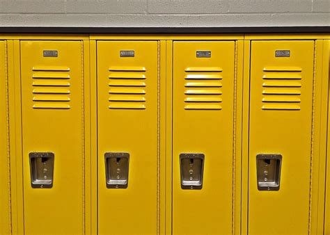 Beyond the Basics: Innovative Uses of Smart Lockers in Urban Spaces ...