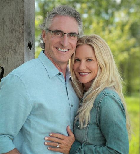 Gov. candidate Burgum announces engagement on Facebook