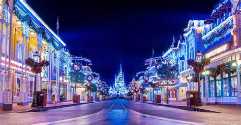 The Best Holiday Entertainment at Walt Disney World | How To Disney