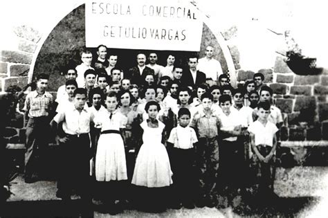 O ensino no Estado Novo – CONTEE – Confederação Nacional dos Trabalhadores em Estabelecimentos ...