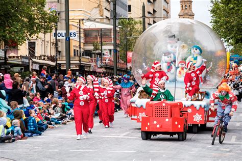 Celebrating Christmas in Australia - Insider Guides