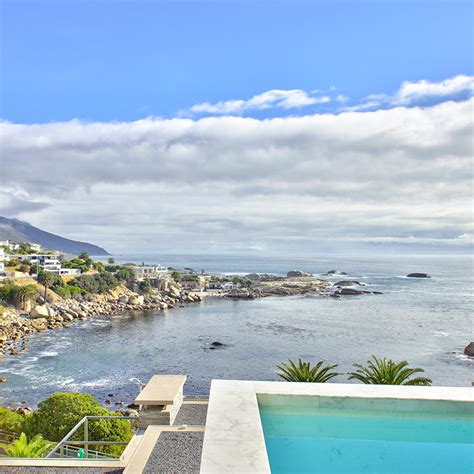 Camps Bay luxury villas and apartments