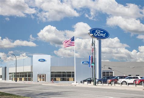 Ford Service Department in Ferndale, MI | Suburban Ford of Ferndale ...