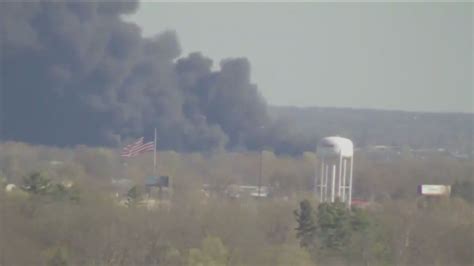 Smoke from Indiana fire 'definitely toxic,' state fire marshal says | FOX 32 Chicago