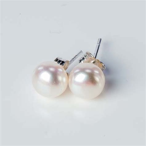 Pearl Stud Earrings | Margaret Palmer Jewelry