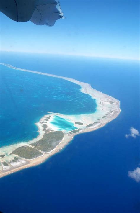 Most Beautiful Islands: French Polynesia Islands - Manihi Island