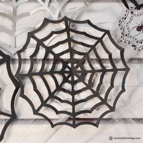 Paper Spider Web | DIY Halloween Decor