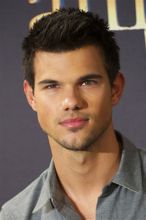 Taylor Lautner, Acteur - CinéSéries