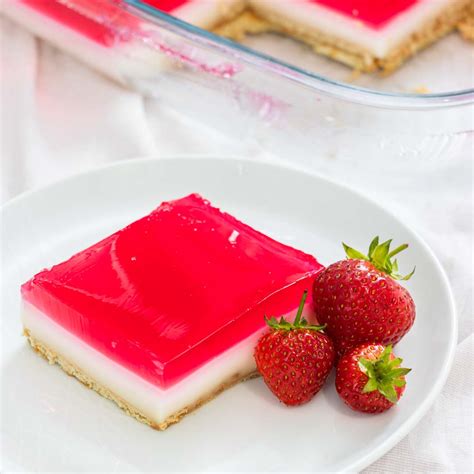 Custard and Jelly Dessert | fooodlove.com