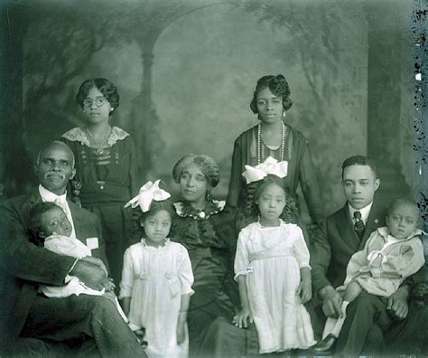 Beautiful African American family portrait. #blackHistory http ...