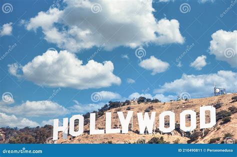 Hollywood Sign in Los Angeles on Blue Sky Editorial Photo - Image of ...