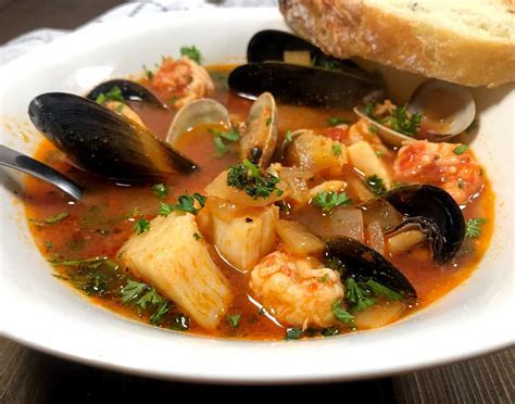 Easy Cioppino Seafood Soup | Ina Garten | San Francisco | EmilyFabulous