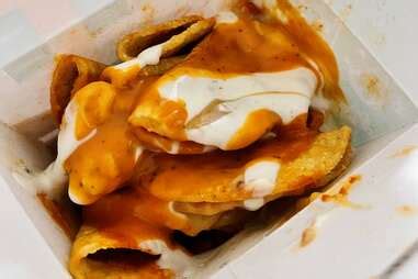 Jack in the Box New Nacho Tiny Tacos Review - Thrillist