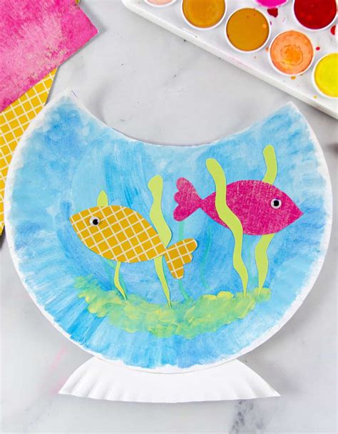 Paper Plate Fish Bowl Craft for Kids - 5 Minutes for Mom