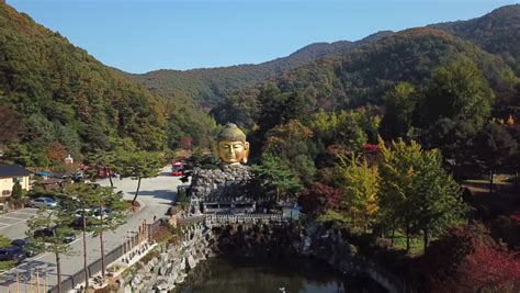 Gardens in Yongin, South Korea image - Free stock photo - Public Domain photo - CC0 Images