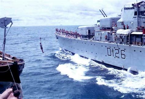 Jackstay transfer HMS Diana | Royal navy ships, Royal navy, Warship