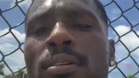 VIDEO: Antonio Brown Says He Wants to Return to Patriots on Instagram Live