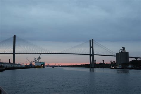 A Bridge to the Future : Savannah River Front