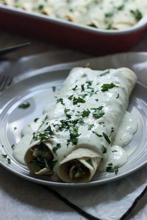 Spinach, Chicken and Cheese Enchiladas with Jalapeño Cream Cheese Sauce ...