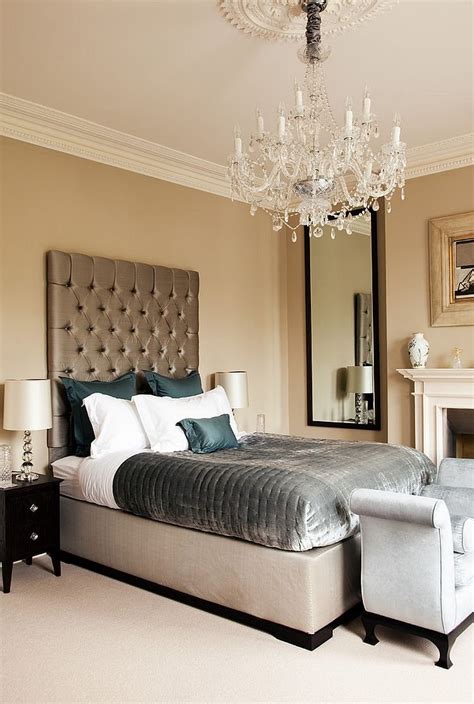 25 Victorian Bedroom Design Ideas - Decoration Love