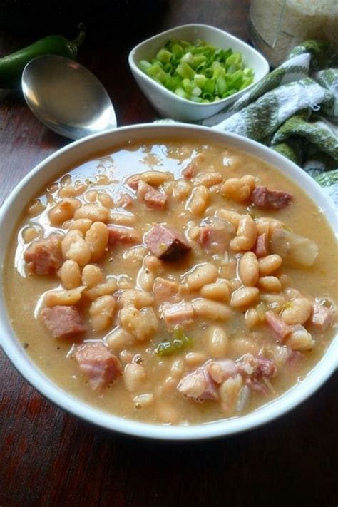 Southern-Style White Beans and Ham – Recipes-Yummy | Ham and bean soup, White beans and ham ...