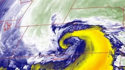 See photos & video of bomb cyclone weather system in Midwest | Kansas City Star