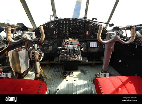 Cockpit Antonov AN 2 biplane russian aircraft Stock Photo - Alamy