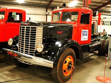 1939 Peterbilt 260GD 5 Ton Tractor 1 | Photohraphed at the H… | Flickr