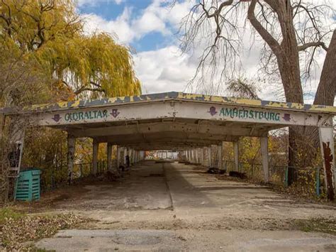 Amazing Boblo Island Amusement Park has Abandoned - Viraleye