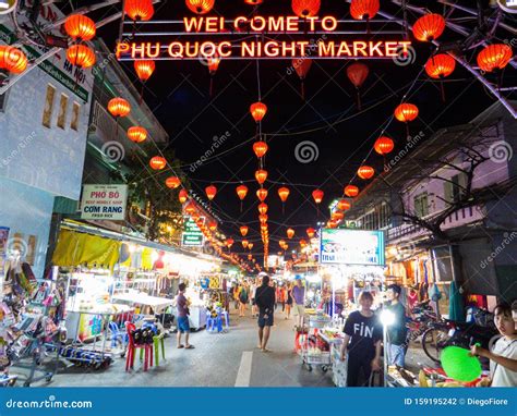 Duong Night Market, Phu Quoc, Vietnam Editorial Photography - Image of nightlife, landmark ...