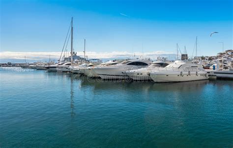 Super Yachts at Puerto Banus Stock Photo - Image of banus, copy: 29325348