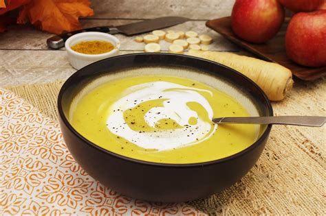 Farm Fresh To You - Recipe: Apple, Parsnip Curry Soup