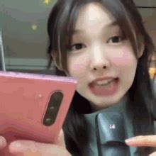 Nayeon GIF - Nayeon - Discover & Share GIFs