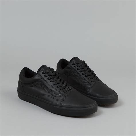 Vans Old Skool MTE Shoes - Black / Leather | Flatspot