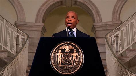 NYC Mayor Eric Adams tests positive for COVID-19 after waking up with ...