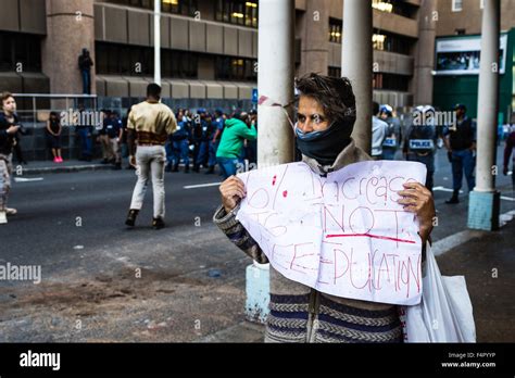 University of cape town protests hi-res stock photography and images ...