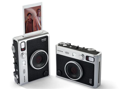 Fujifilm instax mini Evo instant camera offers 10 lens effects and 100 shooting effects » Gadget ...