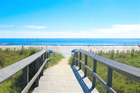 Isle Of Palms South Carolina Beach Stock Photo - Download Image Now ...