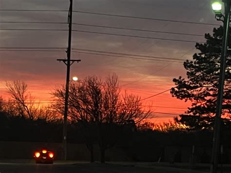 Beautiful sunrise this morning : r/wichita