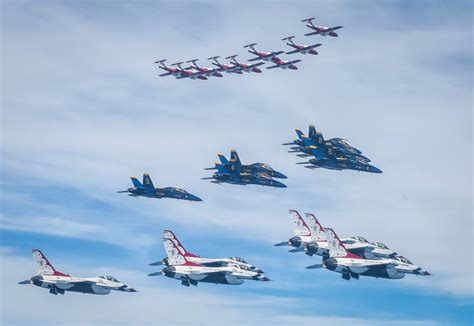 Blue Angels, Thunderbirds, And Snowbirds Combine For Incredible 21-Ship Mass Formation ...