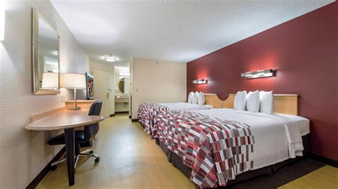 Red Roof Inn Seattle Airport - SEATAC from $64. SeaTac Hotel Deals ...