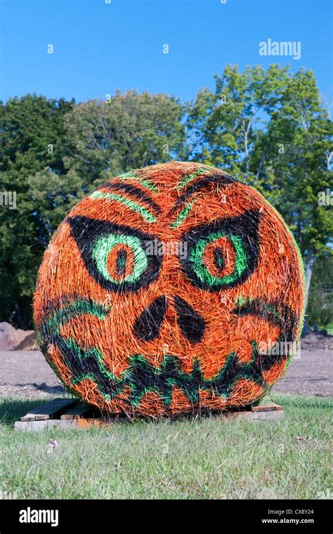 Hay bale Halloween decoration Stock Photo - Alamy