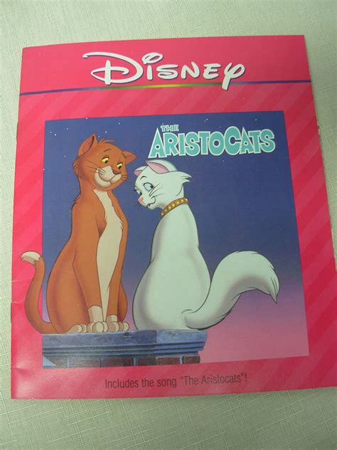 Aristocats Read-Along: Disney, Walt: 9781557230225: Amazon.com: Books