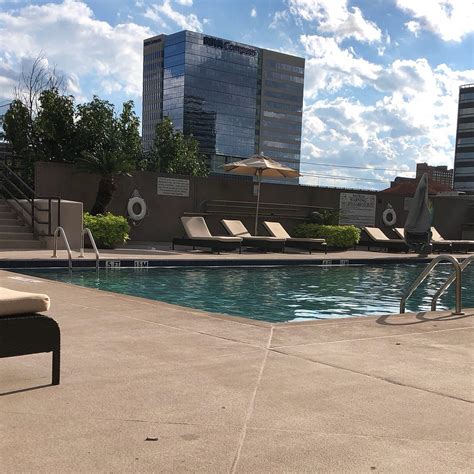 Hilton Houston-post Oak By The Galleria Pool: Pictures & Reviews - Tripadvisor