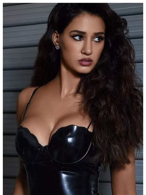 10 times Disha Patani aced the glam game on Instagram | Times of India