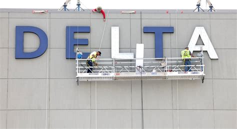 Photos: Delta Center name returns to arena – Deseret News