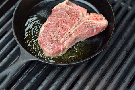 How to Cook the Perfect Steak in a Cast Iron Pan