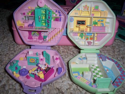 Polly Pocket's Compacts opened original | Slumber Party fun … | Flickr