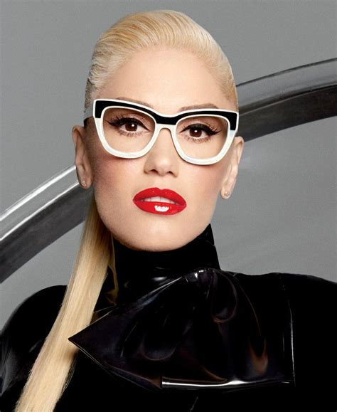 Gwen Stefani Glasses - Gwen Stefani Needs Glasses Now : My vegas ...