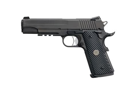 SIG 1911 Tacops 10mm auto Pistol | Legendary 1911 design